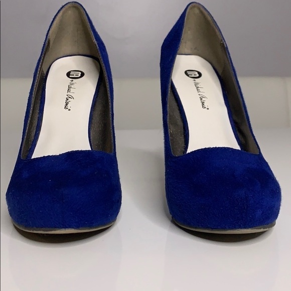M Michael Antonio Blue Faux Suede Round toe heels pumps women’s 6.5 - Picture 3 of 8